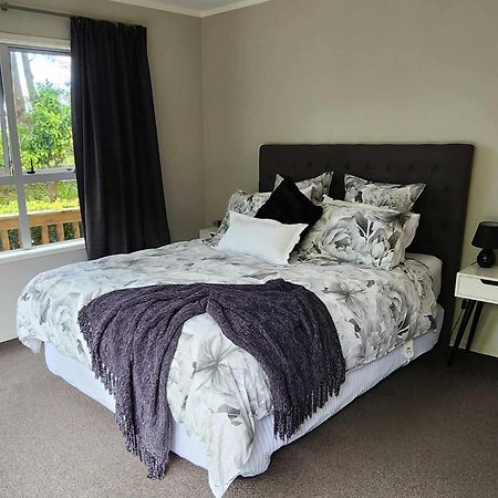 Woodbury Farm Bed & Breakfast Takanini Exterior foto