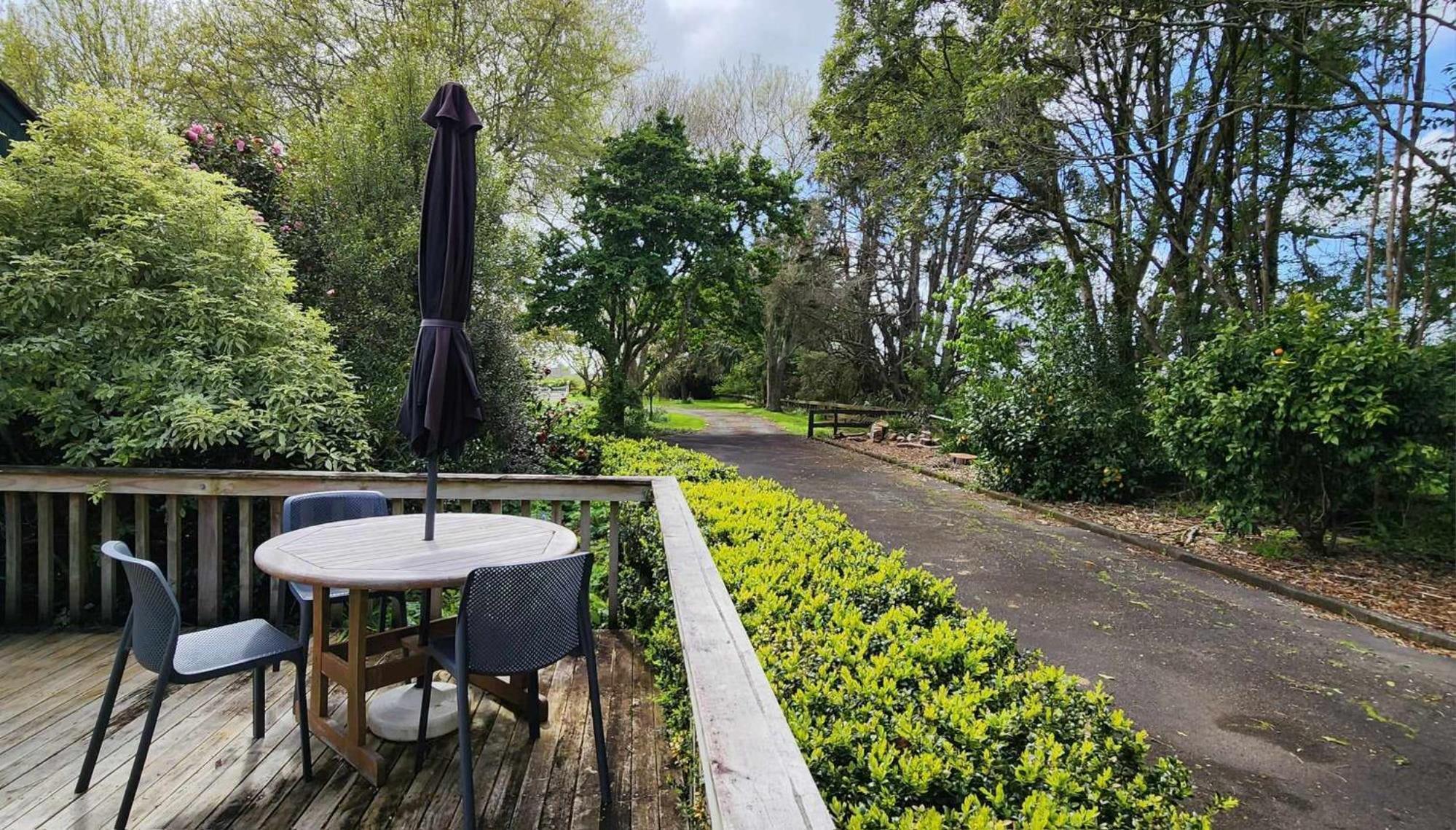 Woodbury Farm Bed & Breakfast Takanini Exterior foto